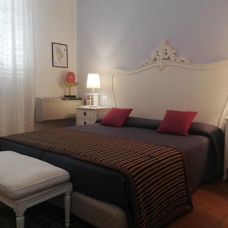 Residenza Levante Сиракуза Екстериор снимка