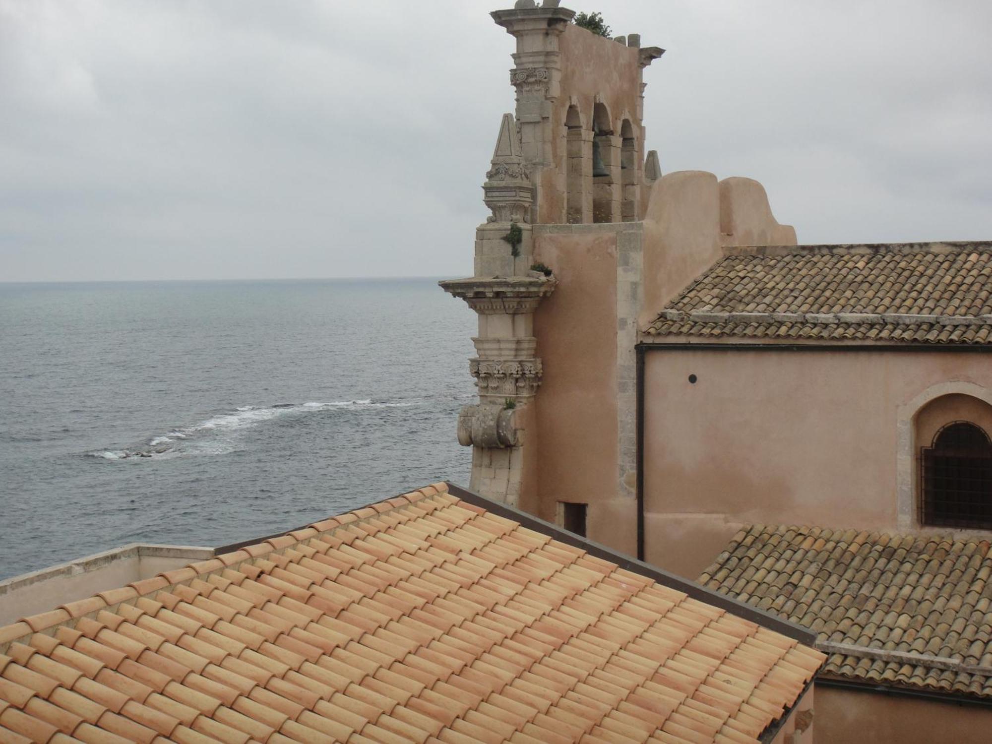 Residenza Levante Сиракуза Екстериор снимка